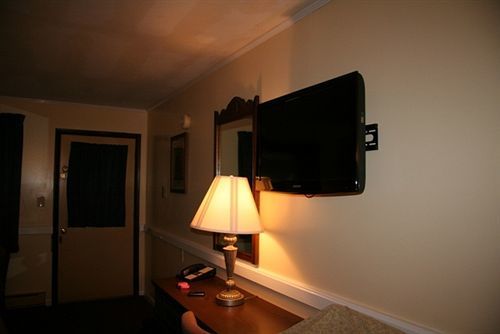 Cherry Lane Motor Inn Amish Country 롱크스 외부 사진